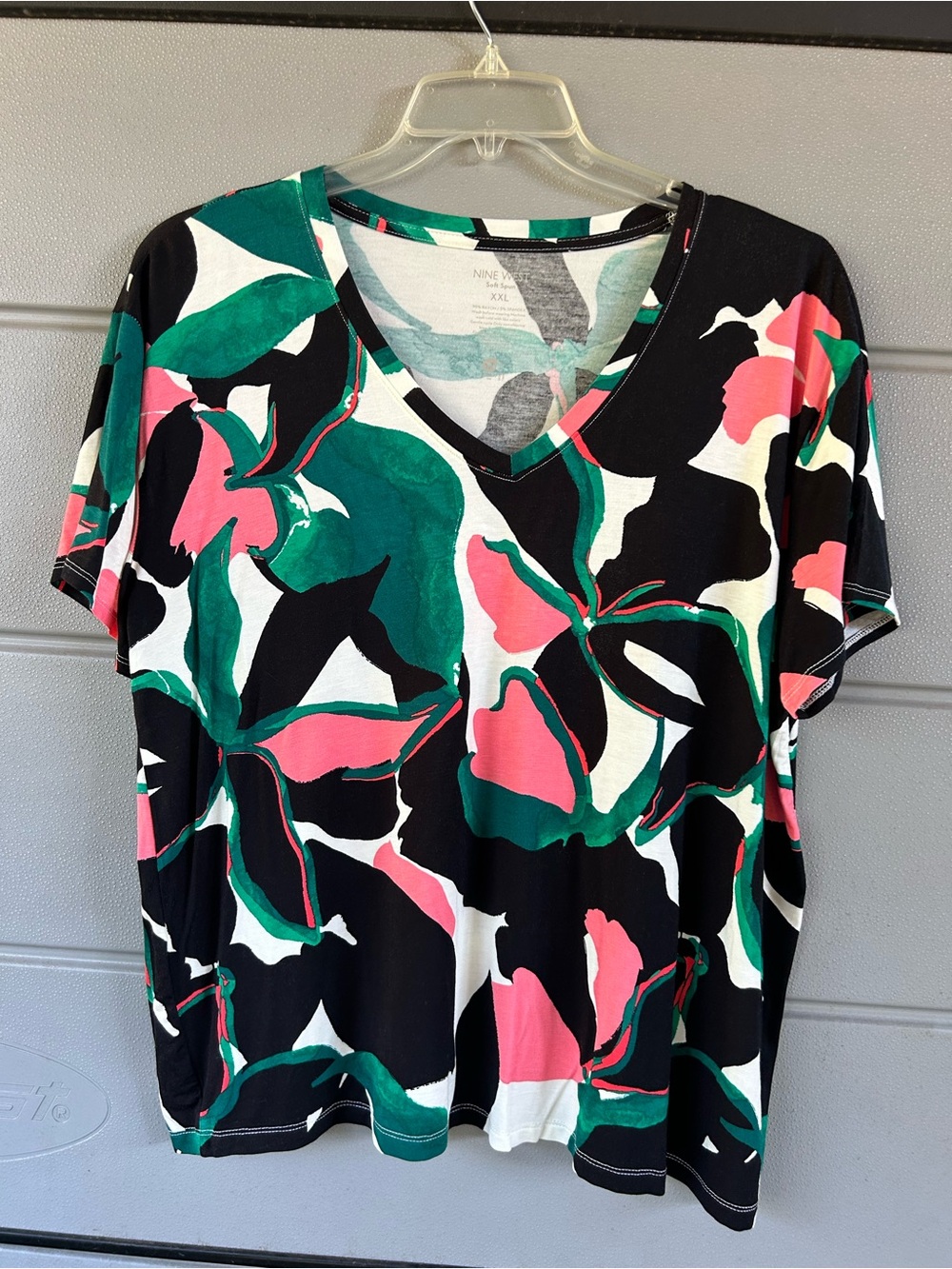 Nine West Black V-Neck Floral Print Tee - Green & Pink